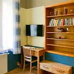 Golden Wood Apartment
