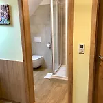 Apartment Golden Wood *